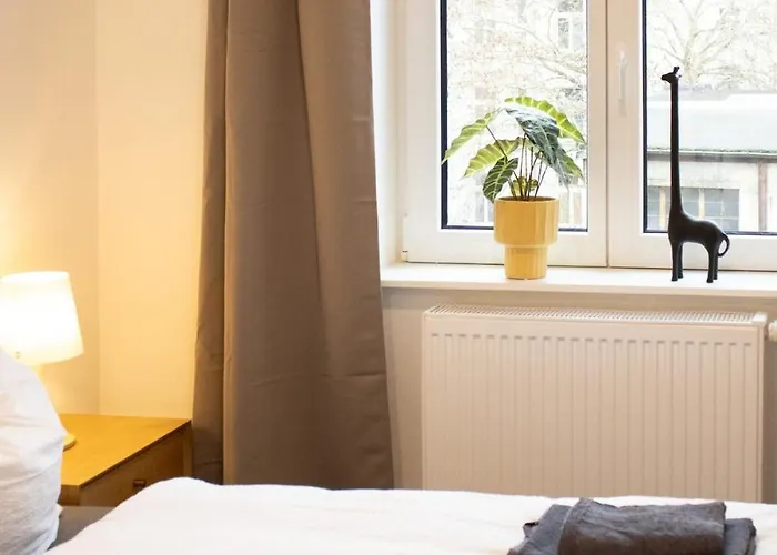 Frankfurt Hub * פרנקפורט