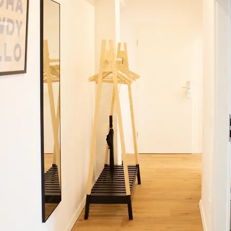 Frankfurt Hub Apartment *